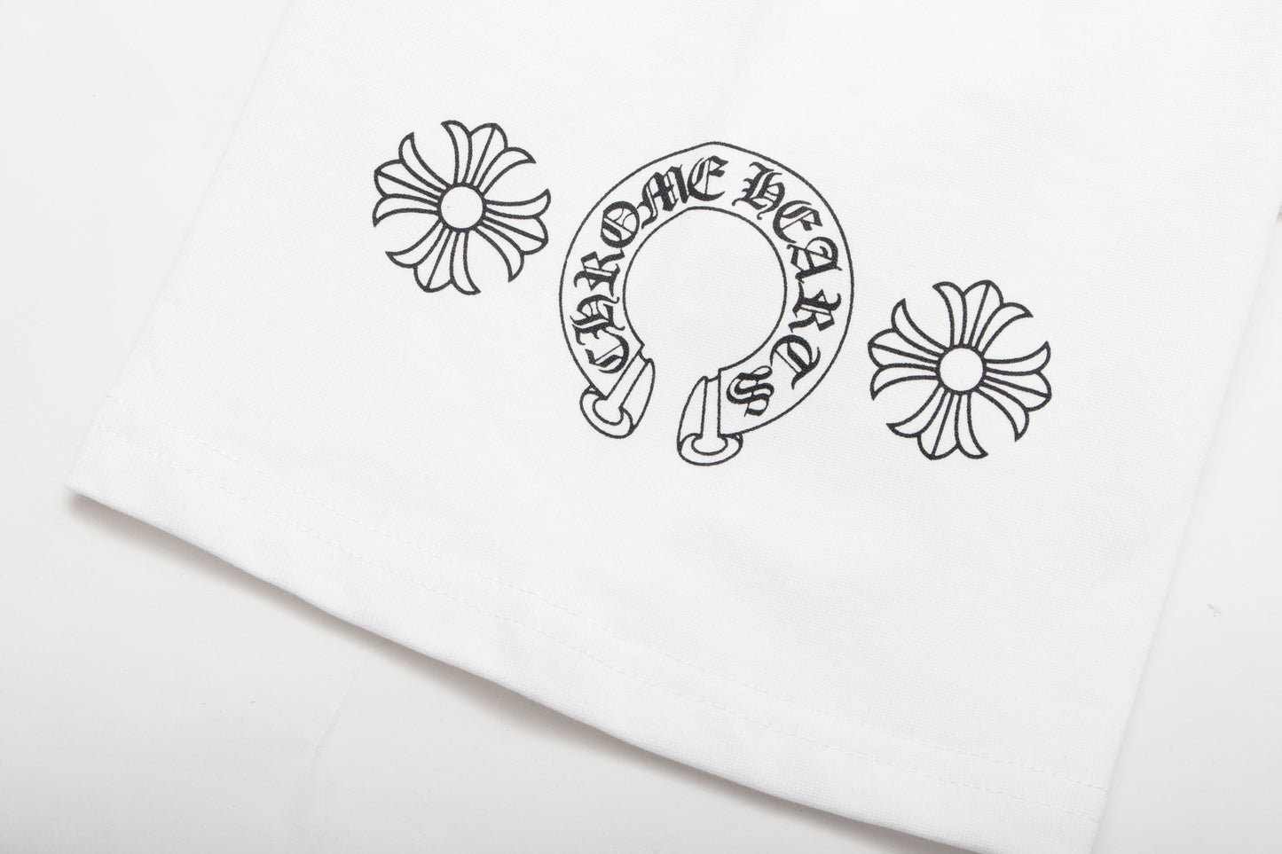 크롬하츠 아이 차트 대거 티셔츠 K6025