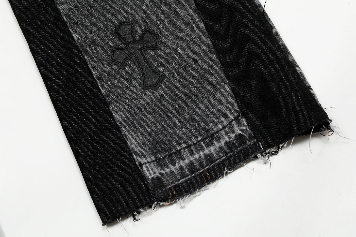 크롬하츠 신상 팬츠 8102