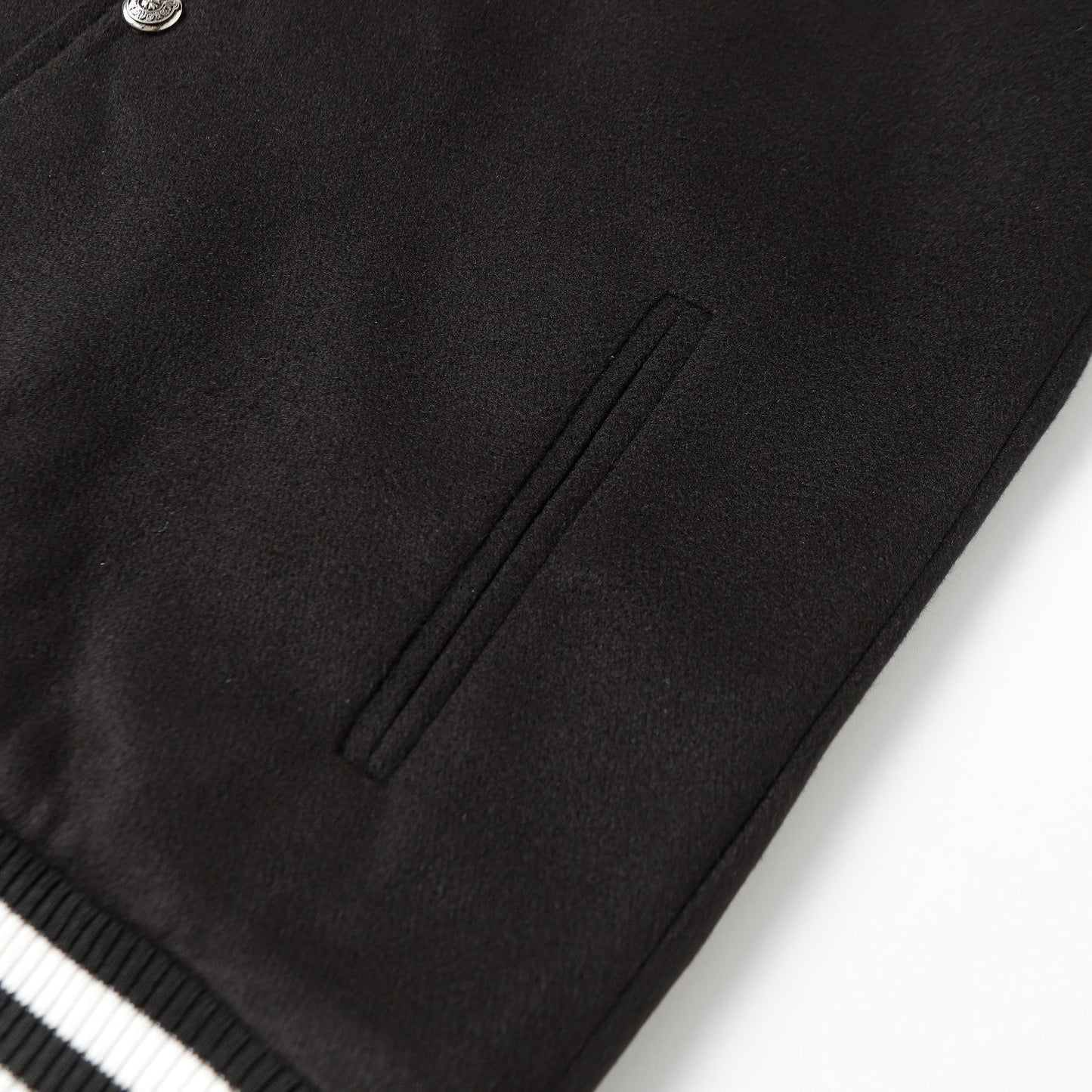 크롬하츠 크로스 자수 가죽 슬리브 바시티 재킷 - 블랙 스트리트 스타일 116 