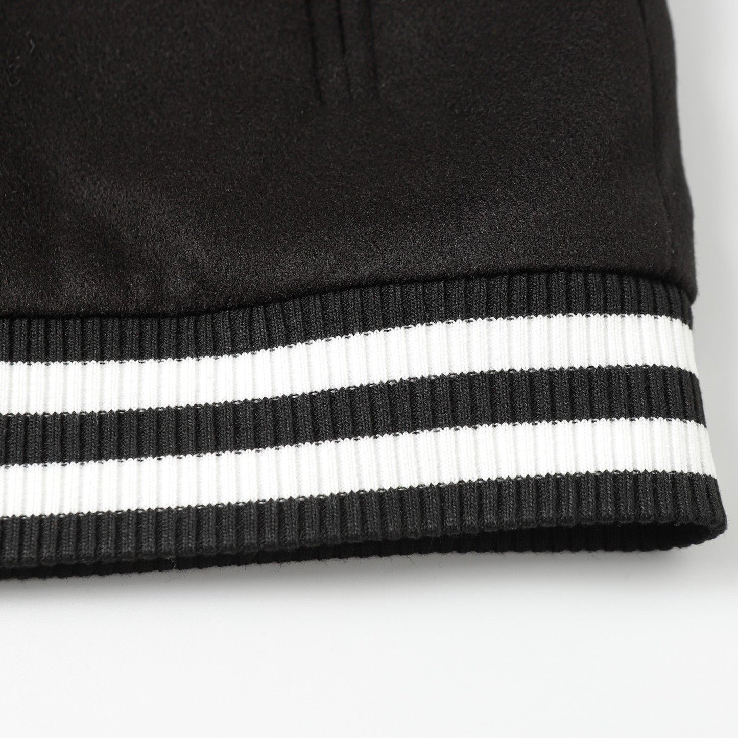 크롬하츠 크로스 자수 가죽 슬리브 바시티 재킷 - 블랙 스트리트 스타일 116 