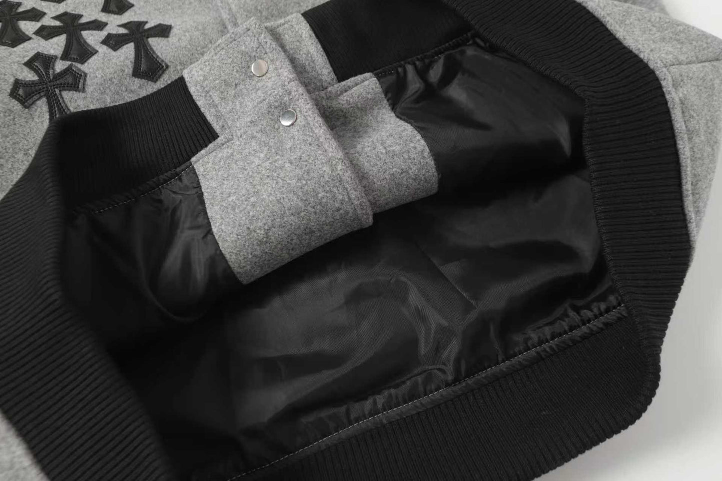 Chrome Hearts マルチクロス バーシティジャケット - グレーブラック ストリートジャケット 2215 