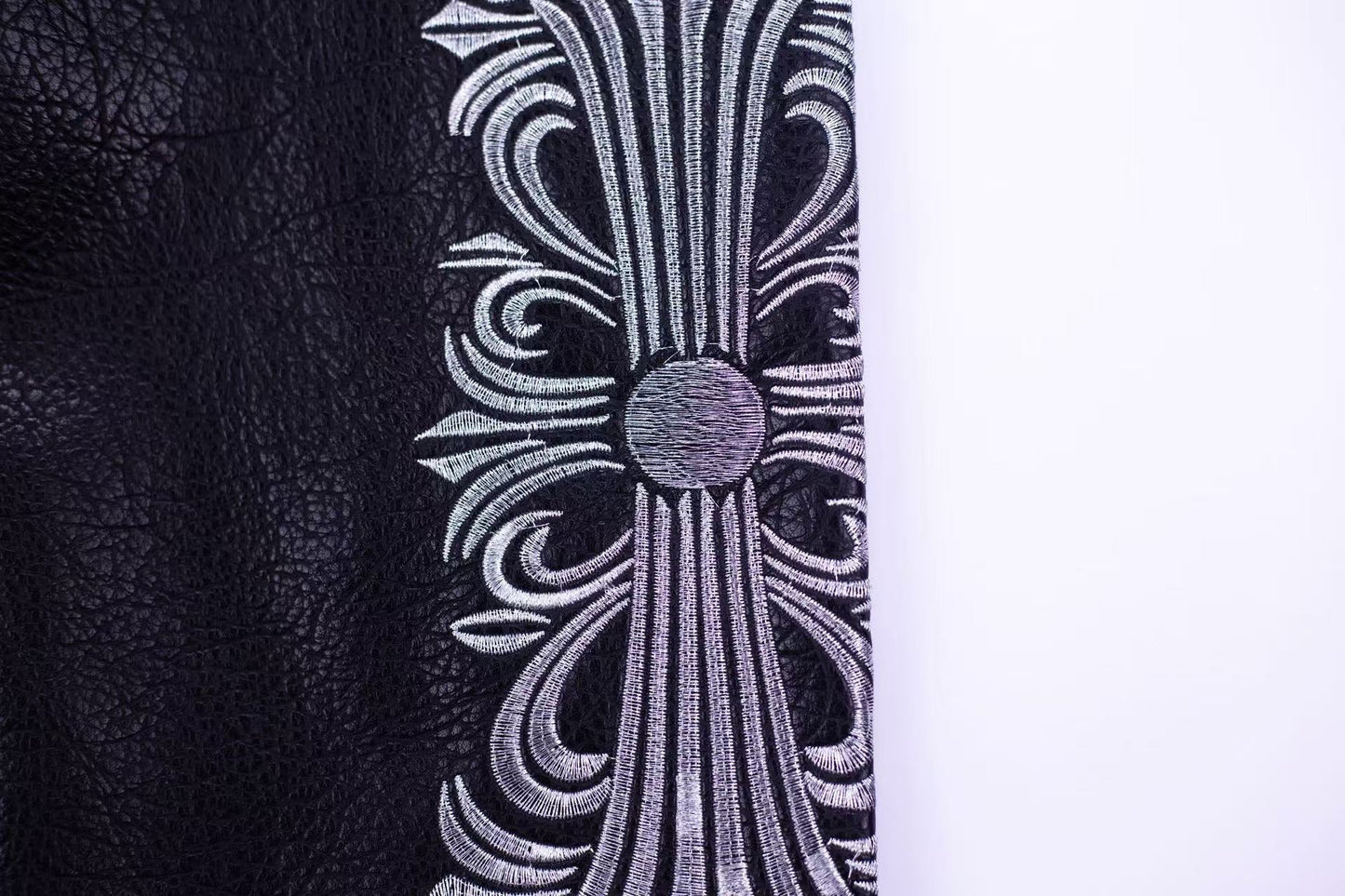 크롬하츠 자수 슬리브 바시티 재킷 - 블랙 스트리트웨어 코트 5577 