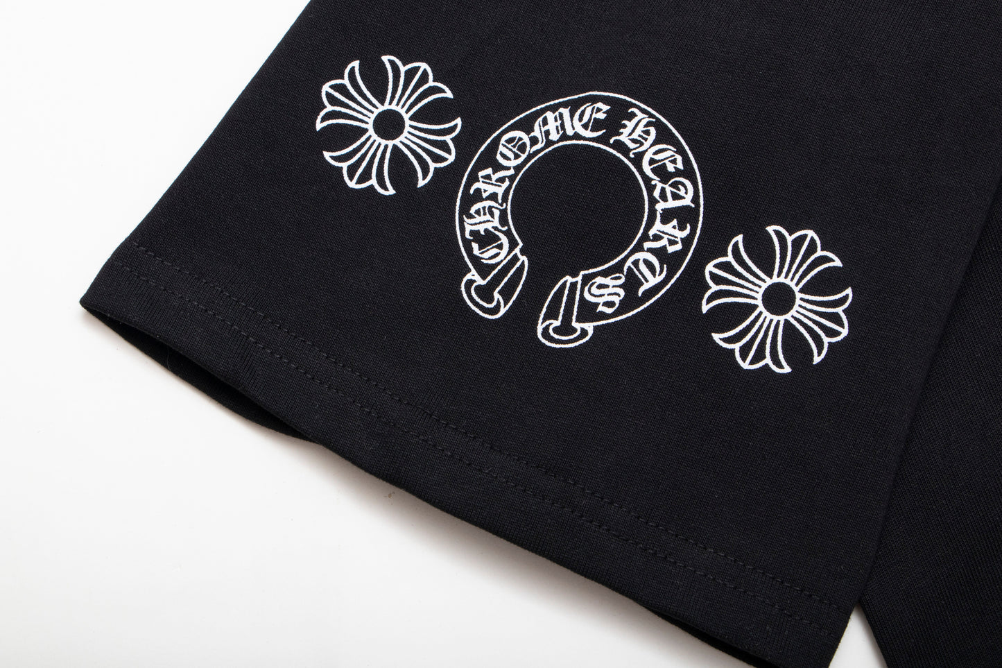 크롬하츠 아이 차트 대거 티셔츠 K6025 