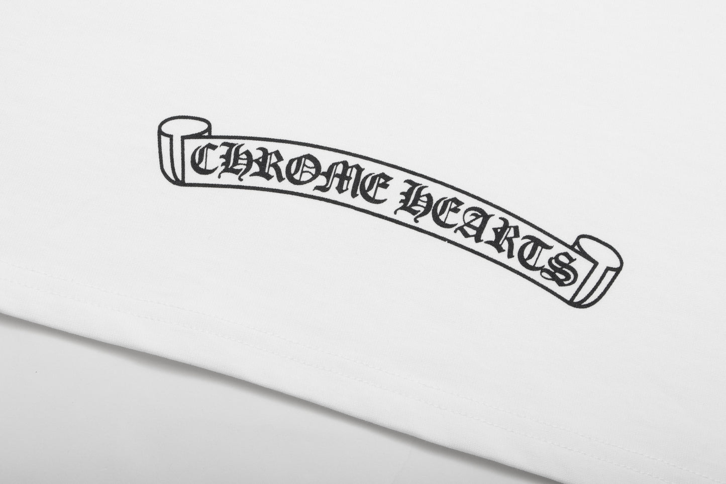 크롬하츠 아이 차트 대거 티셔츠 K6025 