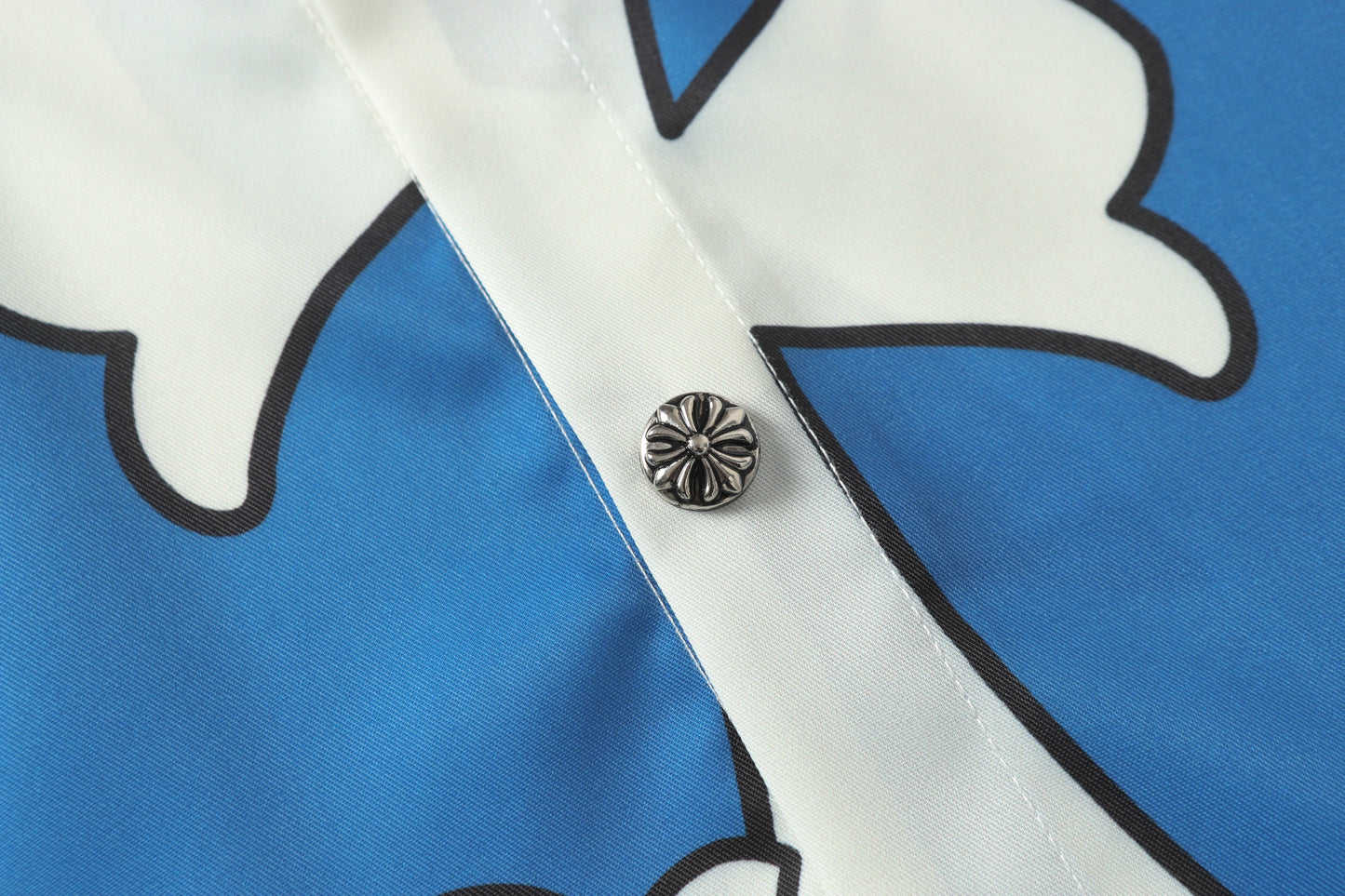 Chrome Heartsの速乾半袖シャツが大人気 2285 