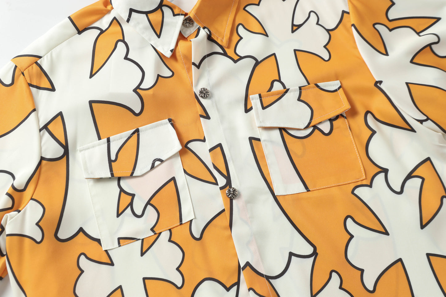 Chrome Heartsの速乾半袖シャツが大人気 2285 